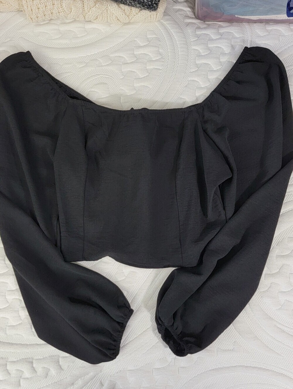 Altar'd State Black Long Voluminous Sleeve Tie Back Smocked Panel Black Large